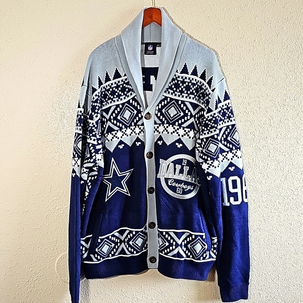 NWOT Foco NFL Team Apparel Dallas Cowboys Cardigan.